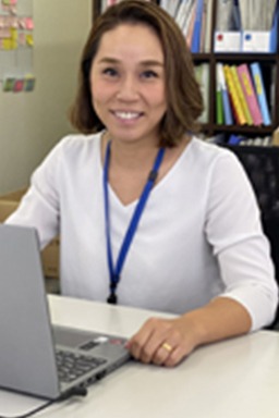 岡田 梓